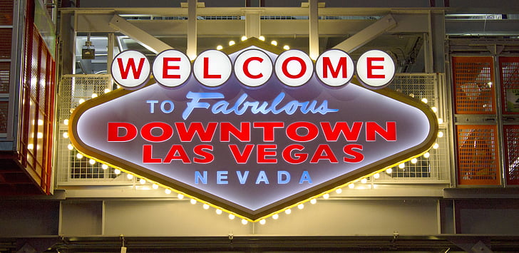 Las Vegas tour company ranks the city’s best hotels while uncovering some hidden gems