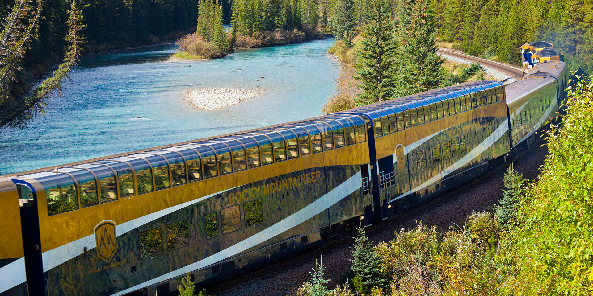 This Canadian train tops the lists of the most luxurious and the most Instagrammable