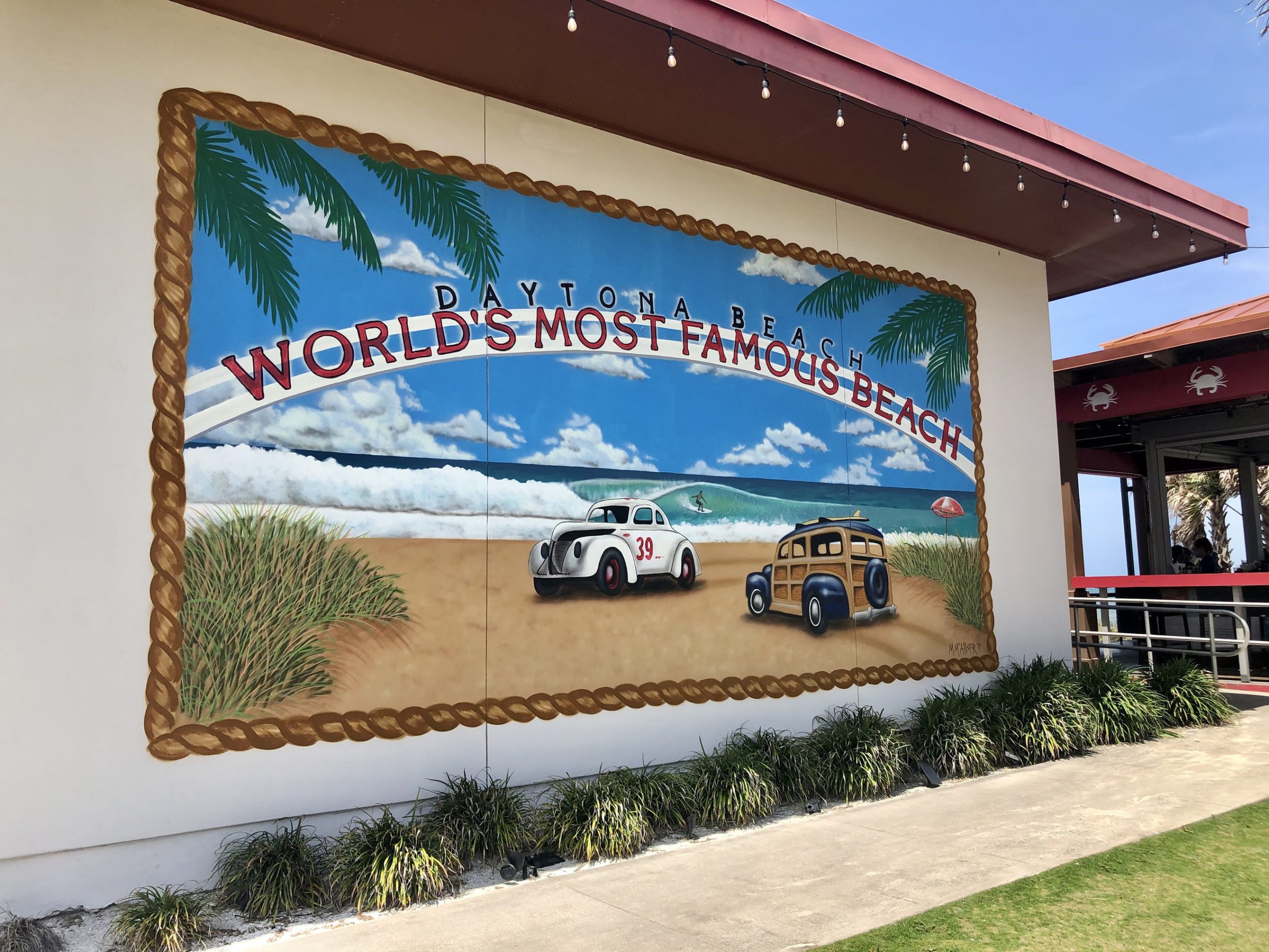 Art lovers will love the new Daytona Beach mural trail
